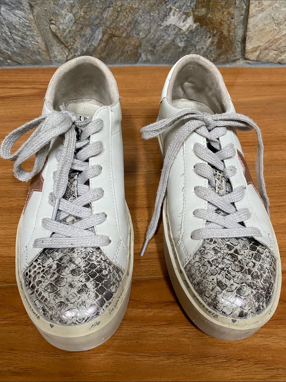 SHU SHOP Women's White Sneakers with Snake-Print Toe SIZE 7